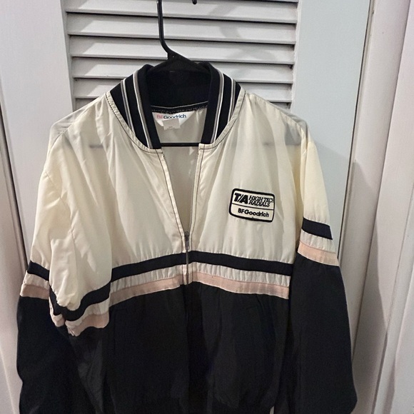 Vintage women’s 80’s BF Goodrich windbreaker Medium - Picture 2 of 5
